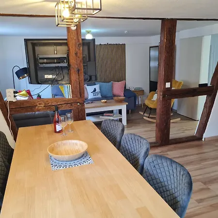 Bird's Nest In Der Altstadt, Offenes Fachwerk